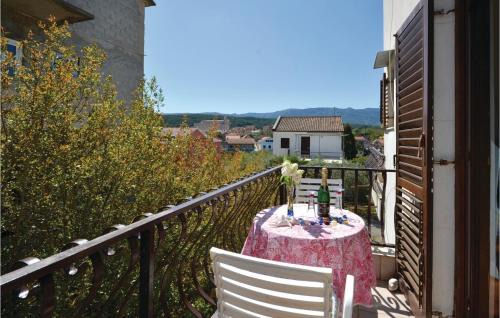 Vrboska Apartment | One-Bedroom Apartment In Vrboska