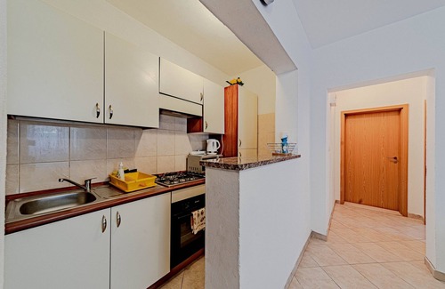 Ubli Apartment | One bedroom apartment near beach Ubli, Lastovo (A-8344-a)