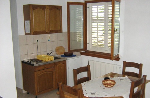 Zaklopatica Apartment | One bedroom apartment near beach Zaklopatica, Lastovo (A-8346-e)