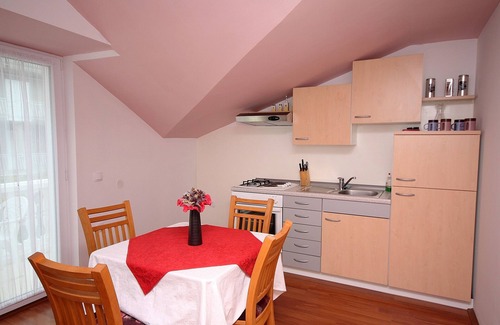 Slano Apartment | One bedroom apartment with balcony Slano, Dubrovnik (A-3183-e)