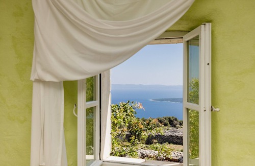 Zavala Villa | Outstanding Hvar Villa | 4 Bedrooms | Villa Dvori Pogled | Tennis Court |.
