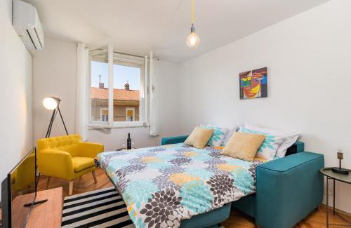 Pula Apartment | Quirky Apartment Arena with parking