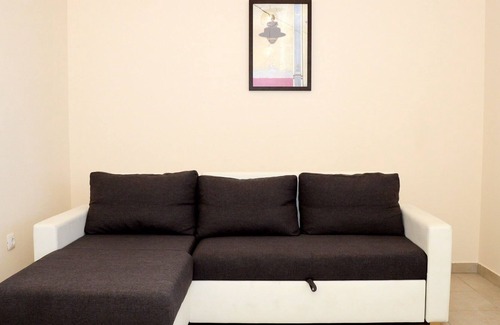 Ljubac Apartment | Refreshing Apartment in Ljubac with Shared Garden