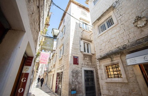 Trogir Apartment | Room-stephane City Vibe Suites - Superio