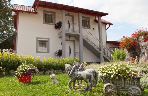 Vrhovine Apartment | Rooms Jovica, (15966), Vrhovine, hr