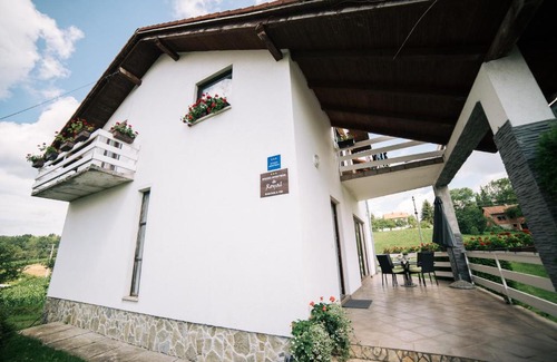 Rakovica Apartment | Royal