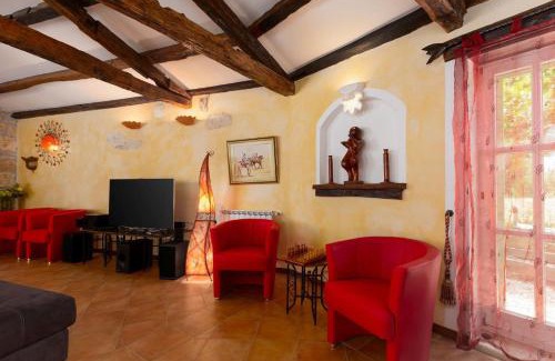 Jehnici Villa | Rustic villa Karim with pool in Porec