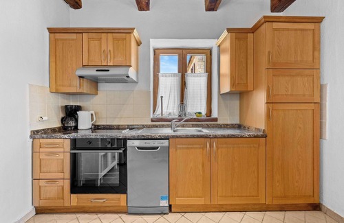 Cabrunici Villa | Rustic Villa Lara with pool