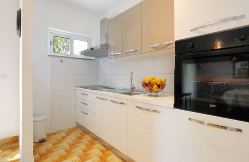 Poljica House | Seaside holiday house Poljica, Trogir (K-5161)