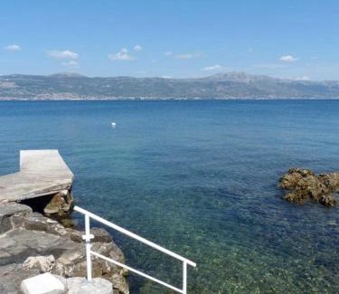 Slatine Apartment | Seaview Holiday Apartments