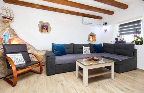 Babino Polje Apartment | Stone House Biskup