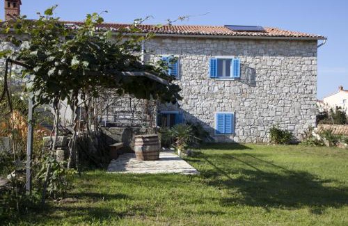 Funtana Apartment | Studio apartment in Funtana with air conditioning, WiFi, washing machine 4982-4