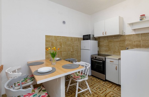 Lokva Rogoznica Apartment | Studio flat with balcony and sea view Lokva Rogoznica, Omiš (AS-18638-a)