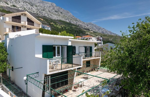 Lokva Rogoznica Apartment | Studio flat with balcony and sea view Lokva Rogoznica, Omiš (AS-18638-a)