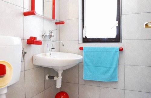 Marusici Apartment | Studio flat with balcony and sea view Marušići, Omiš (AS-1024-a)