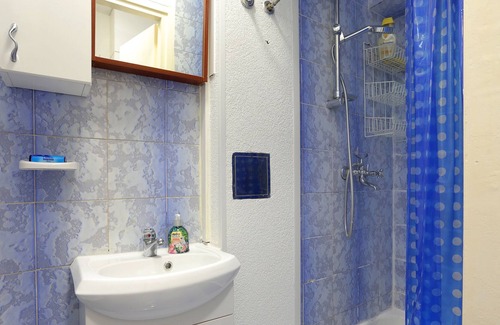 Borak Apartment | Studio flat with terrace and sea view Omiš (AS-20906-a)