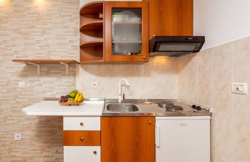 Rovinj Apartment | Studio flat with terrace Rovinj (AS-2288-a)