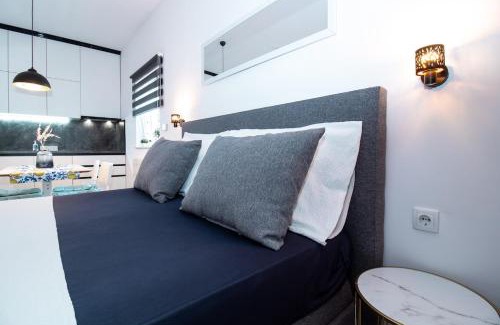 Velika Gorica House | Studioapartment Black & White