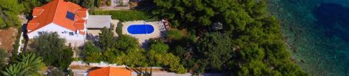 Bol Villa | Stunning Bol Villa 4 Bedrooms Villa Zlatni Rat Stunning Location 5M From The Sea & 150M From Resort Centre Brac