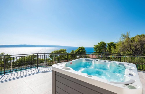 Brela House | Stunning home in Brela