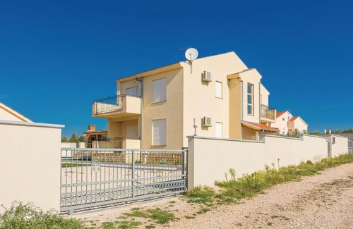 Kakma House | Stunning Home In Kakma With Jacuzzi, Wifi And Outdoor Swimming Pool