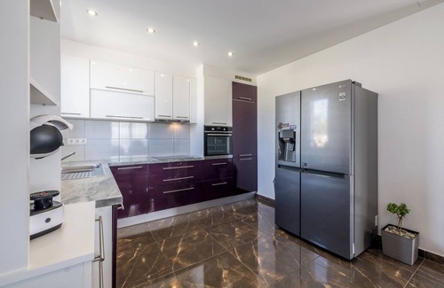 Kastel Stari Villa | Sun Castle holiday house Babic