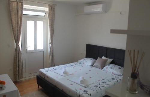 Komolac Apartment | Sun Studio Apartment