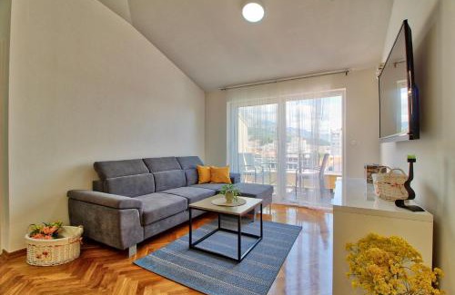 Ratac Apartment | Sunny apartment Marino Makarska
