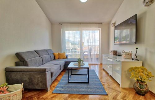 Ratac Apartment | Sunny apartment Marino Makarska