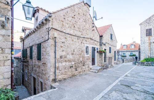 Dubrovnik Old Town Apartment | The Old Well apartment in Dubrovnik Old Town