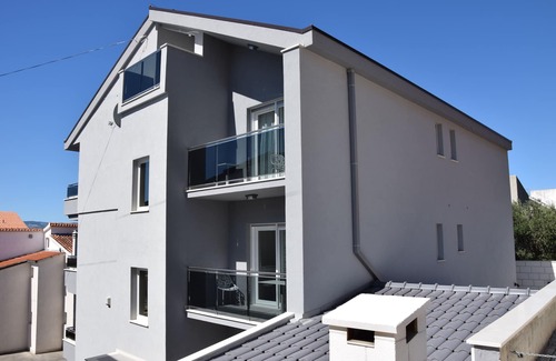 Duce Apartment | The Seasons Residence - Vis