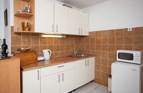 Sustjepan Apartment | Three bedroom apartment near beach Sustjepan, Dubrovnik (A-17308-a)
