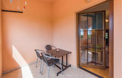 Porec Apartment | Three-Bedroom Apartment In Bonaci