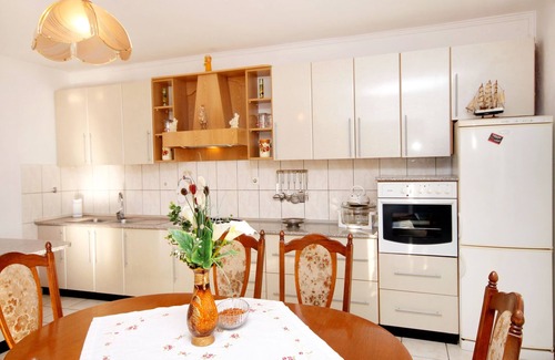Zavalatica Apartment | Three bedroom apartment with terrace and sea view Zavalatica, Korčula (A-4458-a)