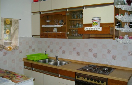 Palit Apartment | Three bedroom apartment with terrace Palit, Rab (A-14610-a)