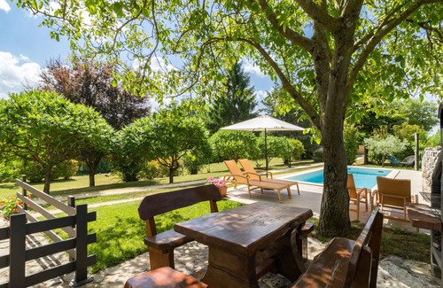 Vela Traba House | Tomazin by Interhome