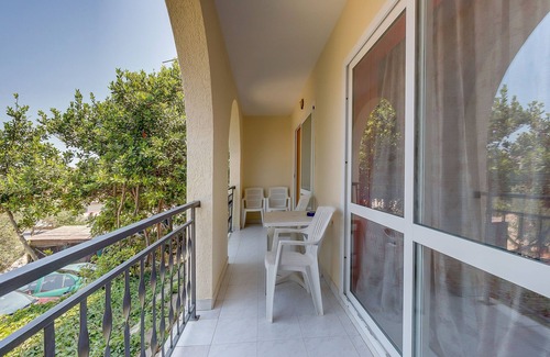 Cove Murtar Apartment | Two bedroom apartment with balcony Mali Lošinj, Lošinj (A-3441-a)