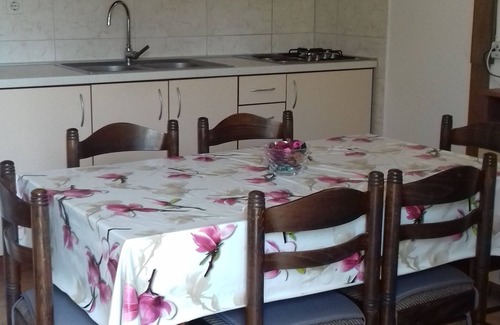 Kukljica Apartment | Two bedroom apartment with terrace Kukljica, Ugljan (A-8277-a)