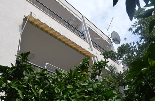 Ratac Apartment | Two bedroom apartment with balcony and sea view Makarska (A-11361-b)