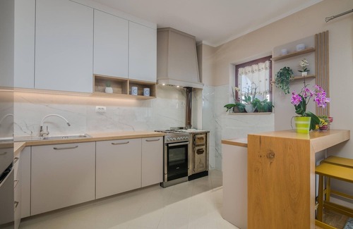 Porat Apartment | Two bedroom apartment with terrace and sea view Porat, Krk (A-19343-a)