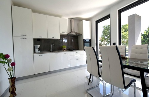 Porat Apartment | Two bedroom apartment with terrace Porat, Krk (A-19347-a)