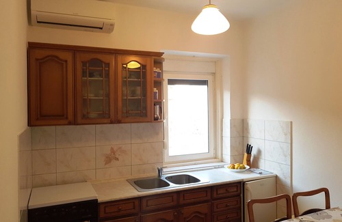 Veli Rat Apartment | Two bedroom apartment near beach Veli Rat, Dugi otok (A-437-b)