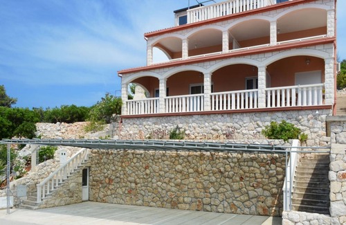 Prizba Apartment | Two bedroom apartment near beach Prižba, Korčula (A-23712-c)