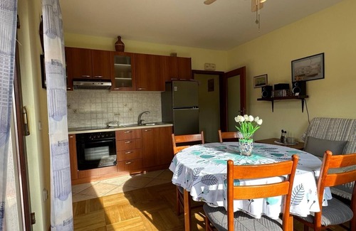 Bozava Apartment | Two bedroom apartment with terrace and sea view Božava, Dugi otok (A-23903-a)