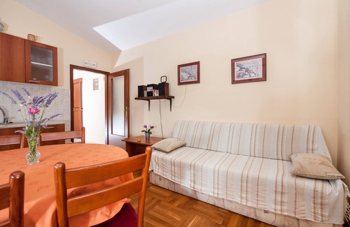 Bozava Apartment | Two bedroom apartment with terrace and sea view Božava, Dugi otok (A-8124-a)
