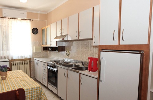 Pag Apartment | Two bedroom apartment with terrace Pag (A-16016-a)