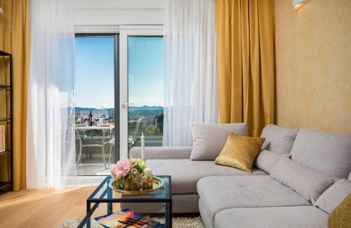Zadar Apartment | UNIQUE LUXURY APARTMENT MILA WITH SEA VIEW