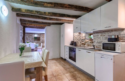 Jezenj House | Vacation home Ana by Interhome