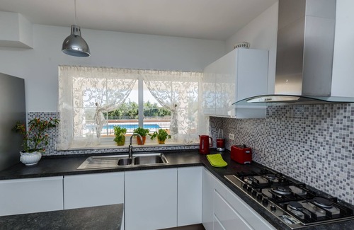 Rudine House | Vacation home Suzy by Interhome