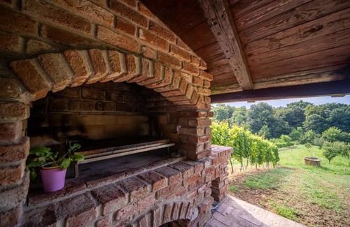 Vrbovec Apartment | VAL HILLS Rural Holiday House